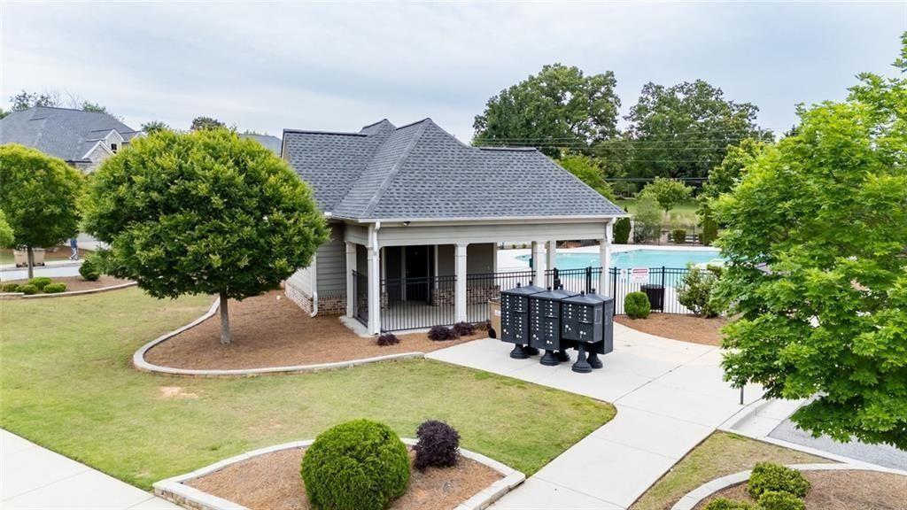 1045 Wesbourough Place Alpharetta GA 30004