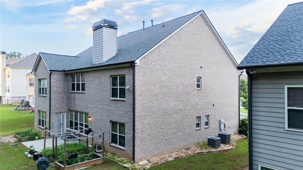 1045 Wesbourough Place Alpharetta GA 30004
