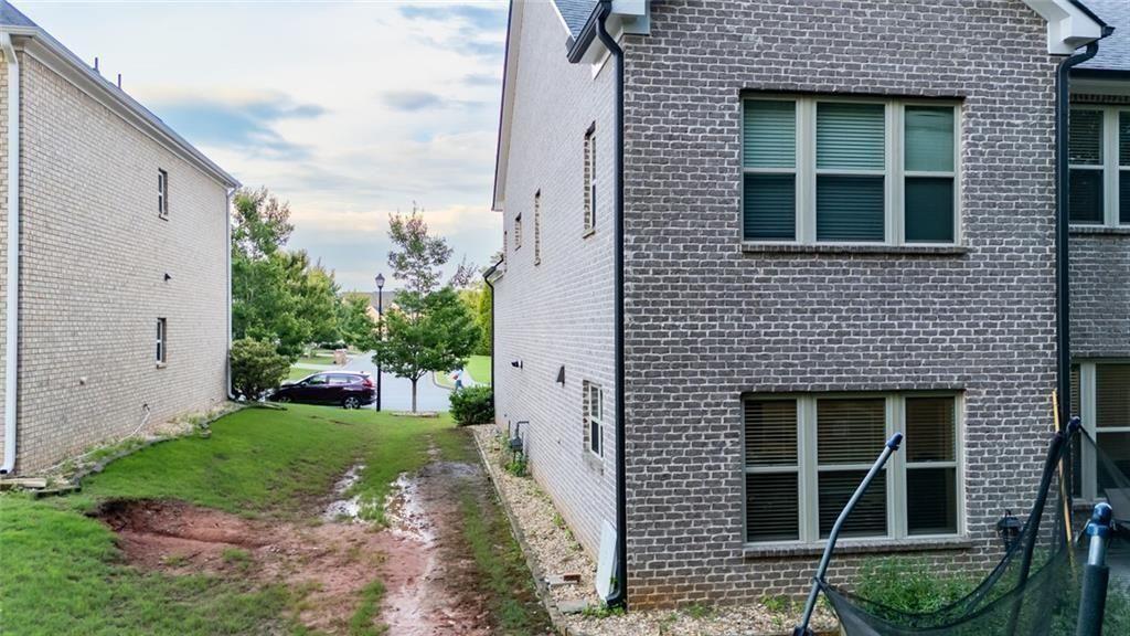 1045 Wesbourough Place Alpharetta GA 30004