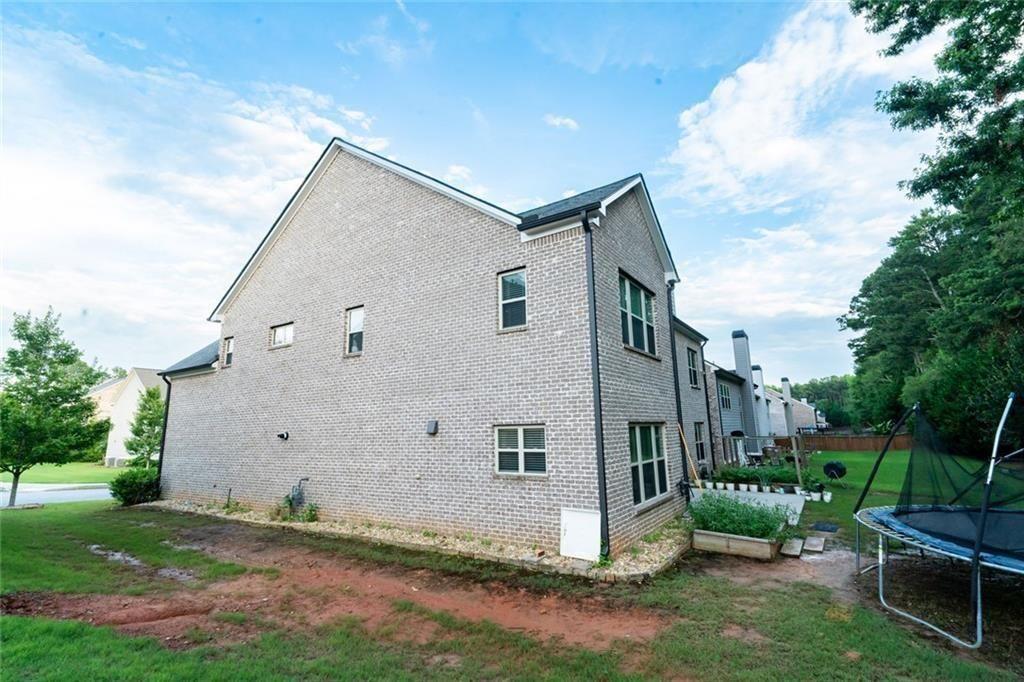 1045 Wesbourough Place Alpharetta GA 30004