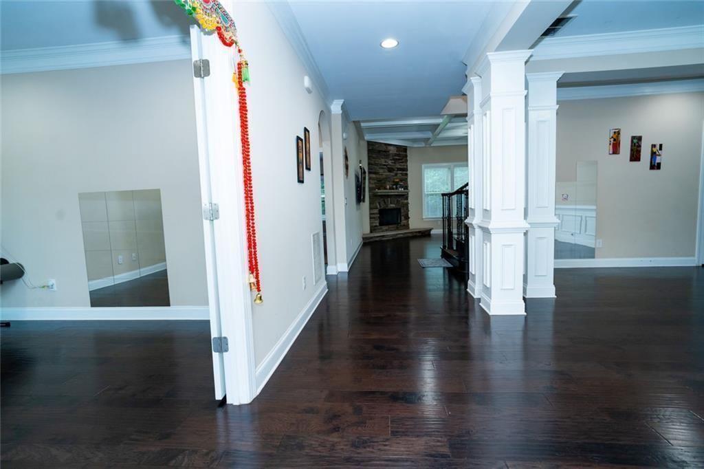 1045 Wesbourough Place Alpharetta GA 30004