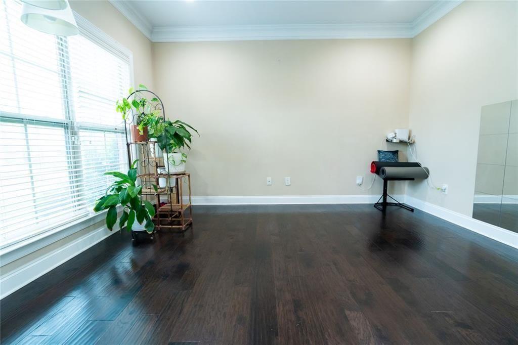 1045 Wesbourough Place Alpharetta GA 30004