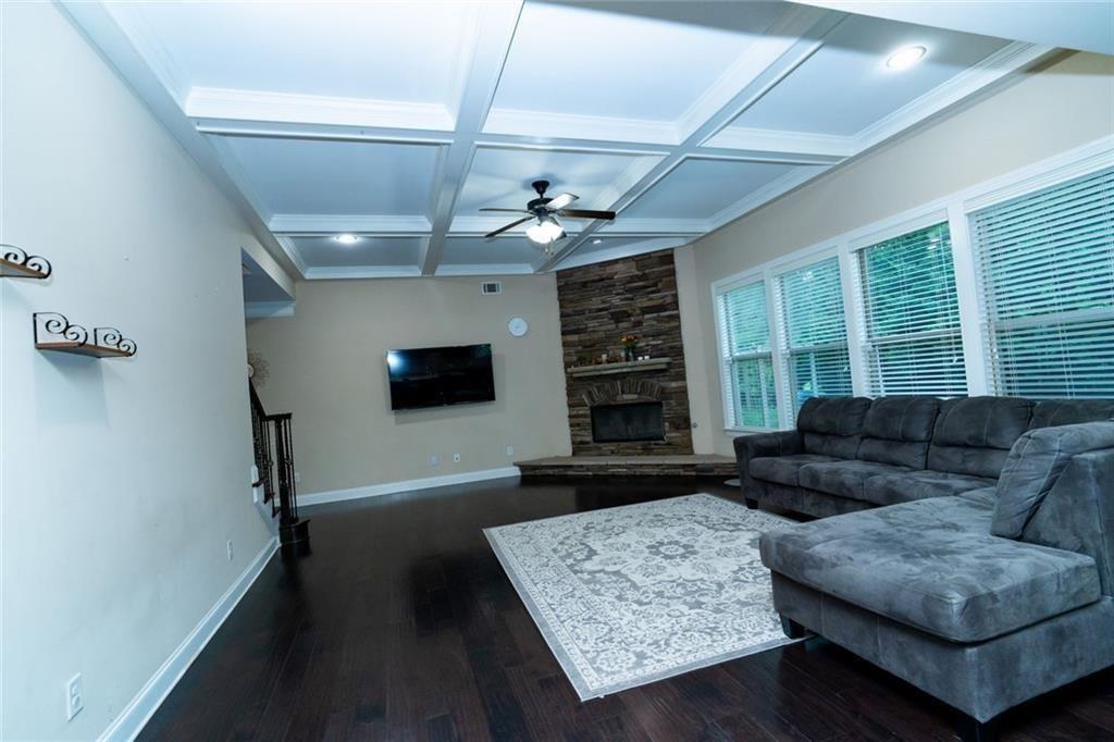 1045 Wesbourough Place Alpharetta GA 30004