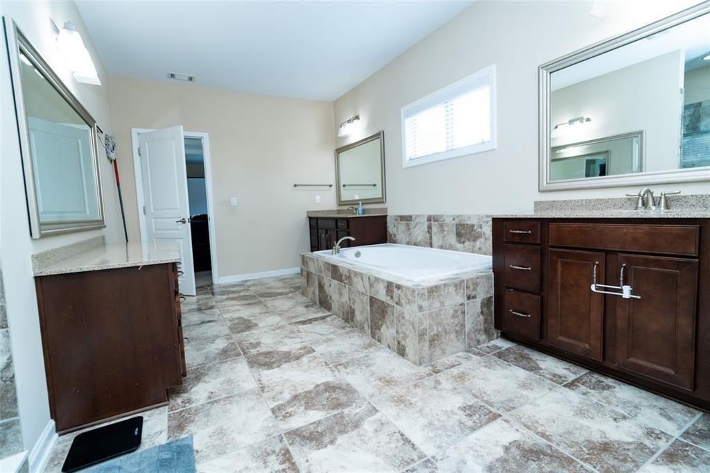 1045 Wesbourough Place Alpharetta GA 30004