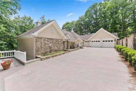 2200 Orchard Drive Clarkesville GA 30523