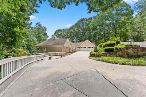 2200 Orchard Drive Clarkesville GA 30523