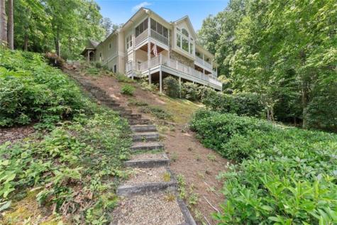 2200 Orchard Drive Clarkesville GA 30523