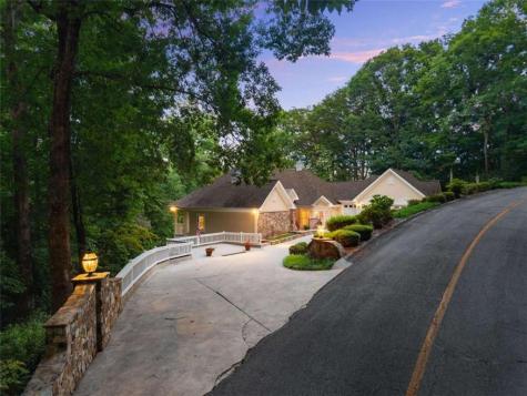 2200 Orchard Drive Clarkesville GA 30523