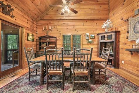 58 River Road Ellijay GA 30522