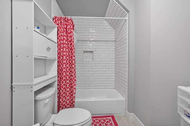2112 Meadowood Cove Monroe GA 30655