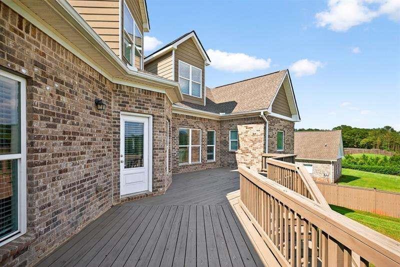2112 Meadowood Cove Monroe GA 30655