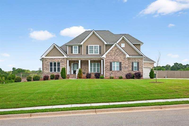 2112 Meadowood Cove Monroe GA 30655