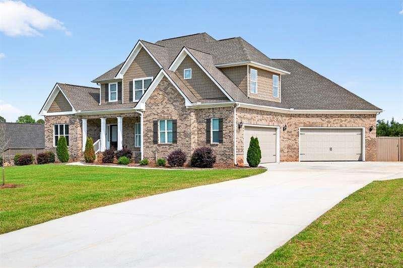 2112 Meadowood Cove Monroe GA 30655