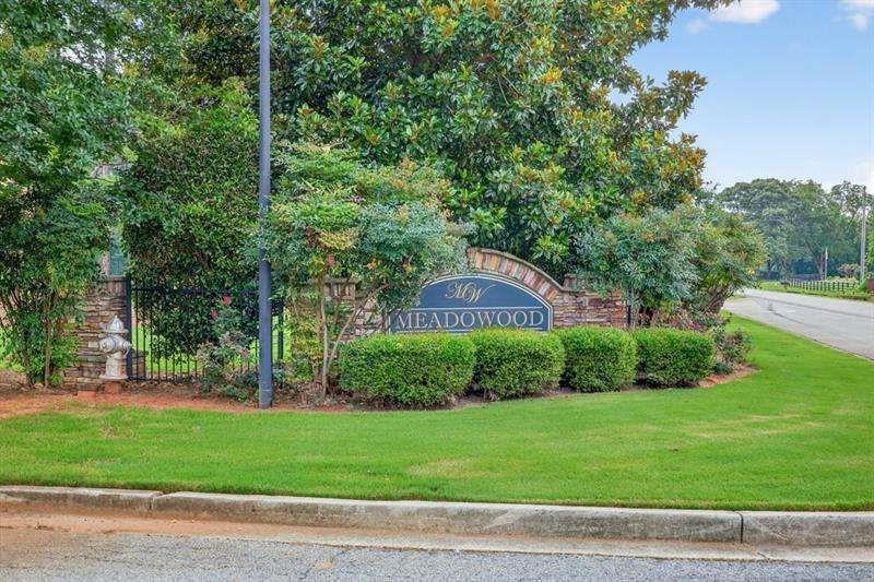 2112 Meadowood Cove Monroe GA 30655