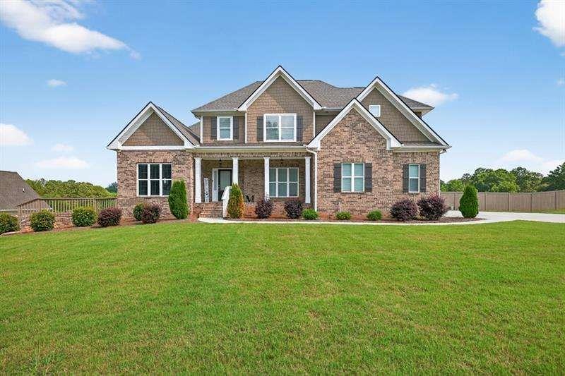 2112 Meadowood Cove Monroe GA 30655