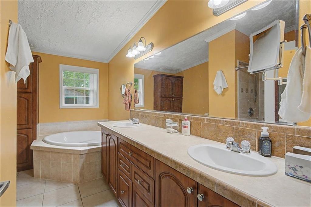 416 Old Jones Road Whitesburg GA 30185