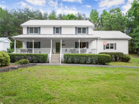 28 Colley Lane Cleveland GA 30528
