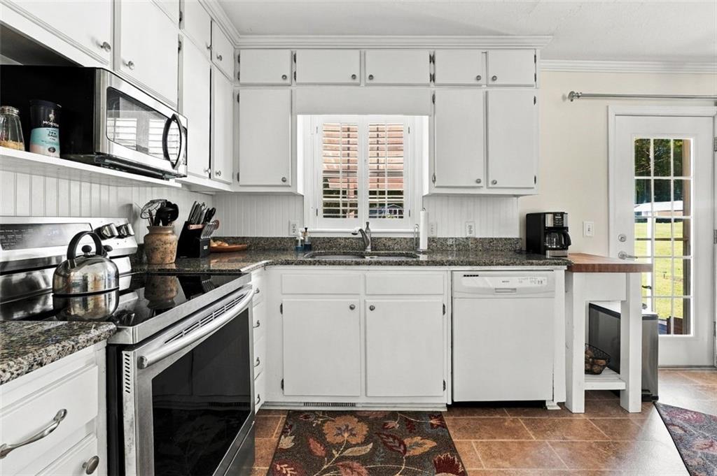 49 Lakeview Drive Villa Rica GA 30180