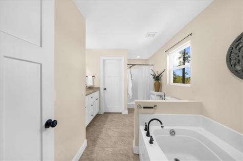 300 Silas Dahlonega GA 30533