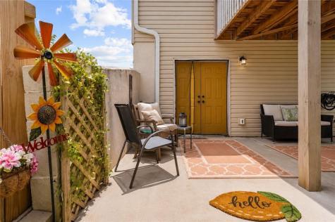 300 Silas Dahlonega GA 30533