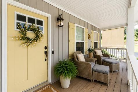 300 Silas Dahlonega GA 30533