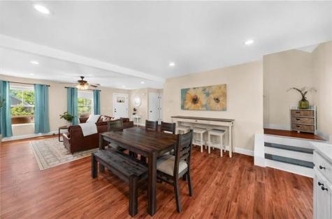 300 Silas Dahlonega GA 30533