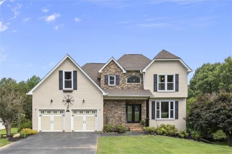 15 Hyalite Road E Dahlonega GA 30533