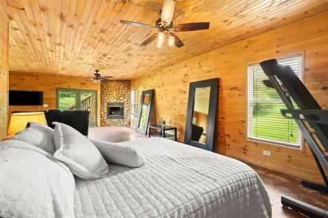 15 Hyalite Road E Dahlonega GA 30533