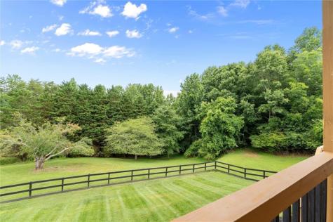 15 Hyalite Road E Dahlonega GA 30533