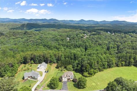 15 Hyalite Road E Dahlonega GA 30533