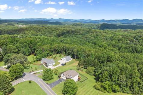 15 Hyalite Road E Dahlonega GA 30533
