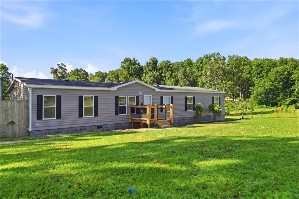945 Cape Trail Talking Rock GA 30175