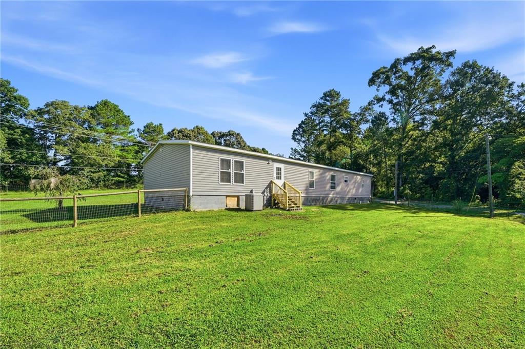 945 Cape Trail Talking Rock GA 30175