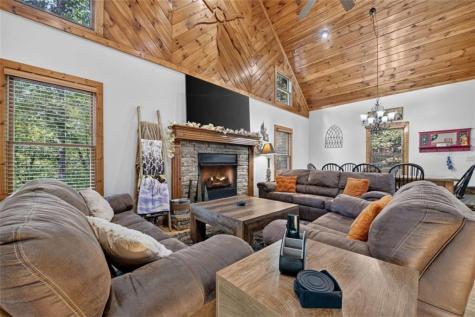 1503 Garnet Drive Ellijay GA 30540