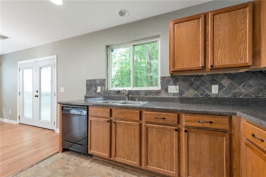 172 Nacoochee Way Canton GA 30114