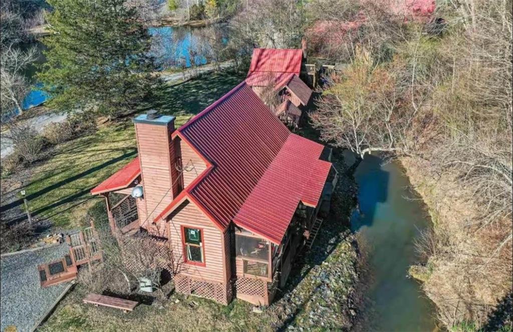 64 Bear Lake Drive Blue Ridge GA 30513