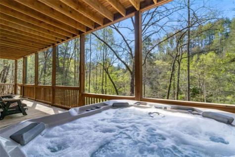 40 Graham Court Ellijay GA 30540