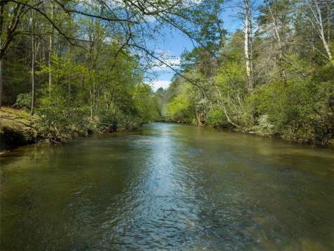 40 Graham Court Ellijay GA 30540