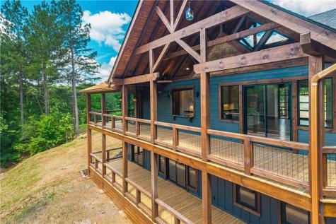 42 Waterstone Way Mineral Bluff GA 30559