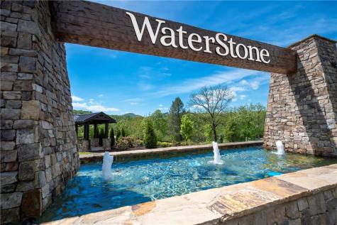 42 Waterstone Way Mineral Bluff GA 30559
