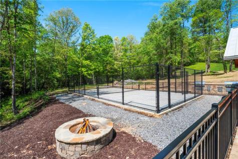 42 Waterstone Way Mineral Bluff GA 30559
