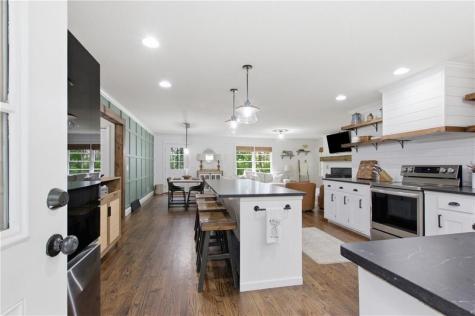 372 Gabrels Drive Clarkesville GA 30523