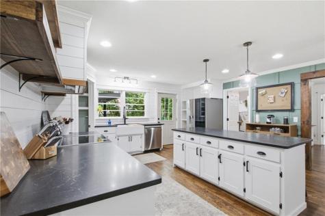 372 Gabrels Drive Clarkesville GA 30523