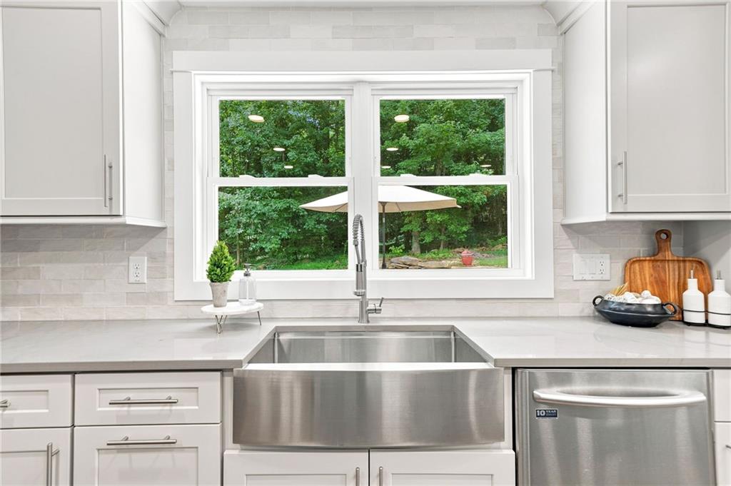 265 Carriage Station Circle Roswell GA 30075
