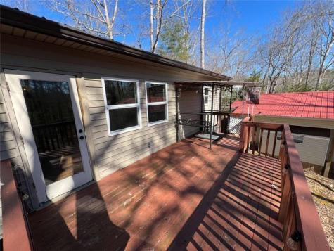 160 Nob Hill Ridge Cleveland GA 30528