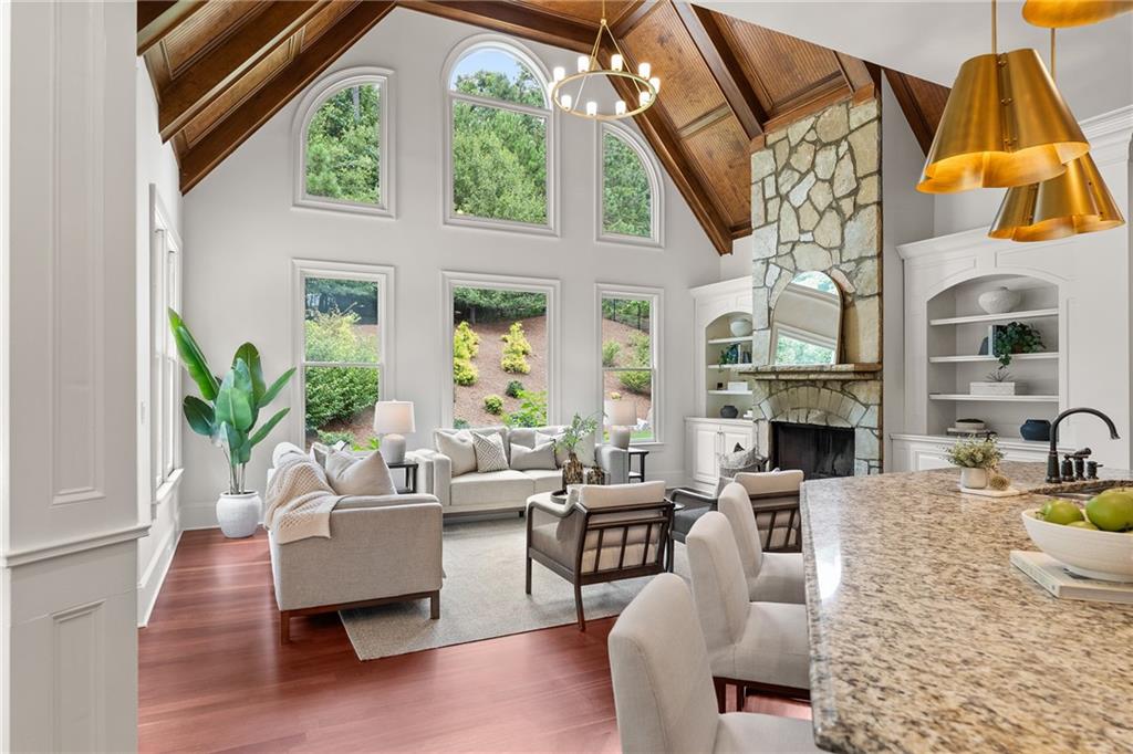 210 Manor Close Milton GA 30004