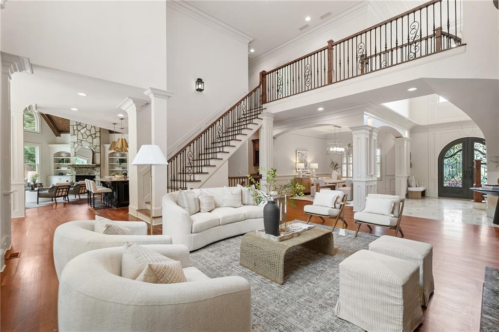 210 Manor Close Milton GA 30004