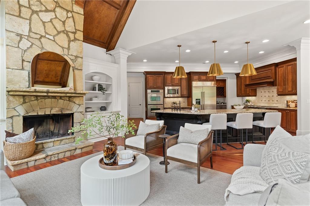 210 Manor Close Milton GA 30004