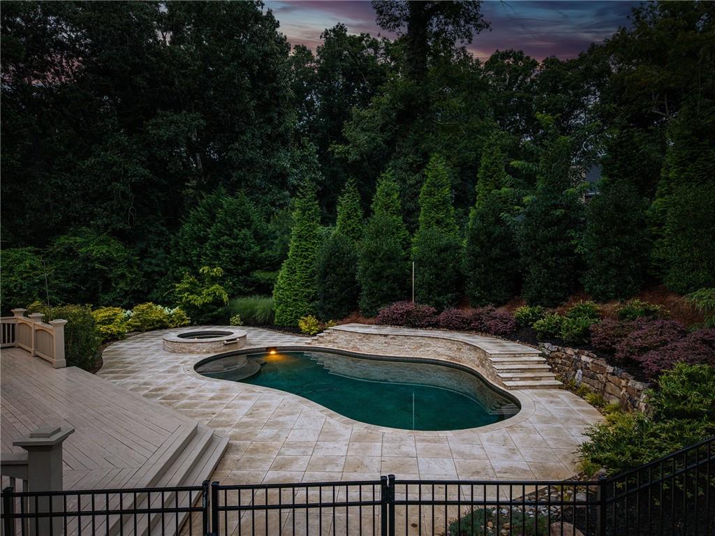 210 Manor Close Milton GA 30004