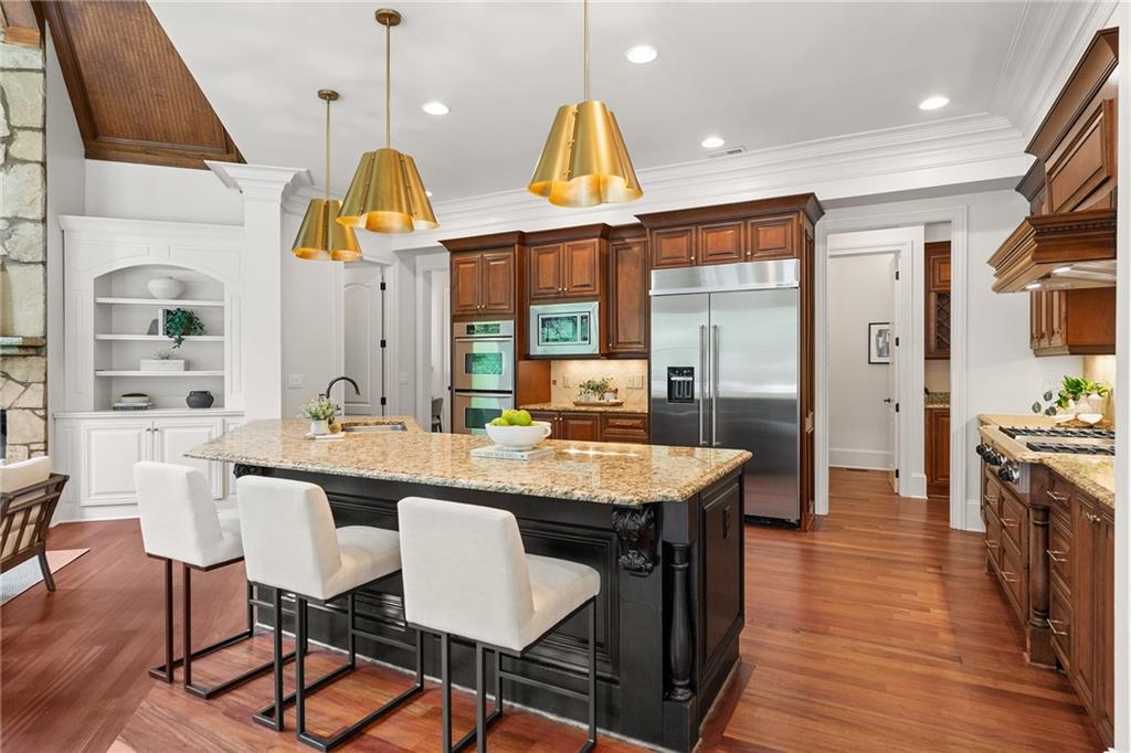 210 Manor Close Milton GA 30004